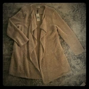 Calvin Klein Cardigan w pockets!